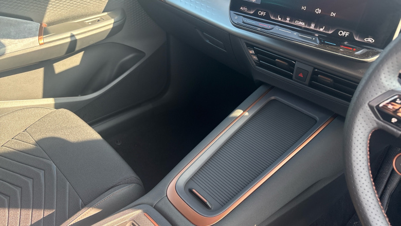 CUPRA Born 170kW e-Boost V2 59kWh 5dr Auto Electric Hatchback